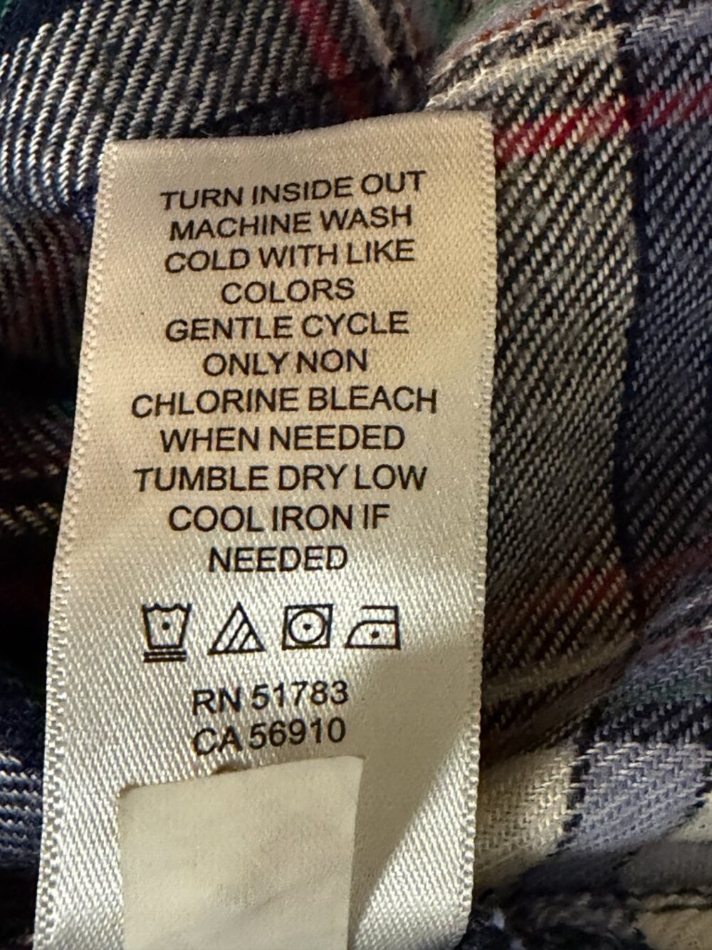 Maurices Flannel Shirt Top Blouse Plaid Blue White Green Red M - Picture 8 of 8